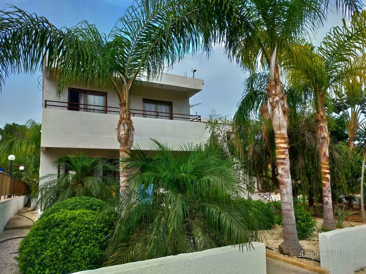 Maricosta Apartments Protaras 2*,